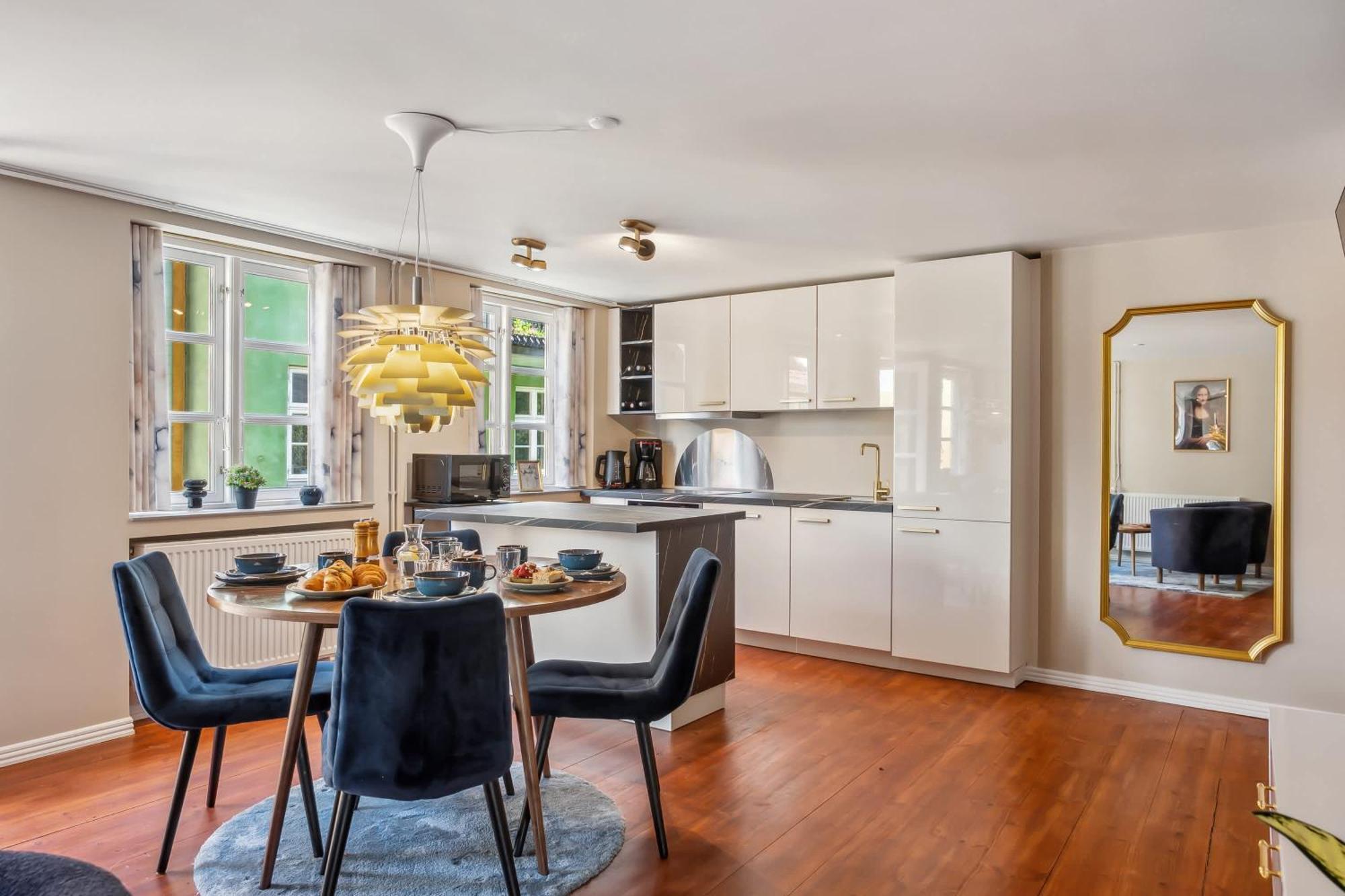 Lägenhet Prime Location - Near Nyhavn & Tivoli Gardens Köpenhamn